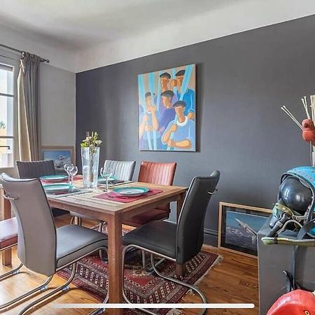 Exceptionnel 3 Pieces Art Deco En Dernier Etage Avec Garage Prive Centre Biarritz Exterior foto